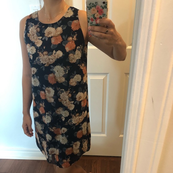 EUC Monk & Lou floral dress from Plenty - Picture 4 of 8